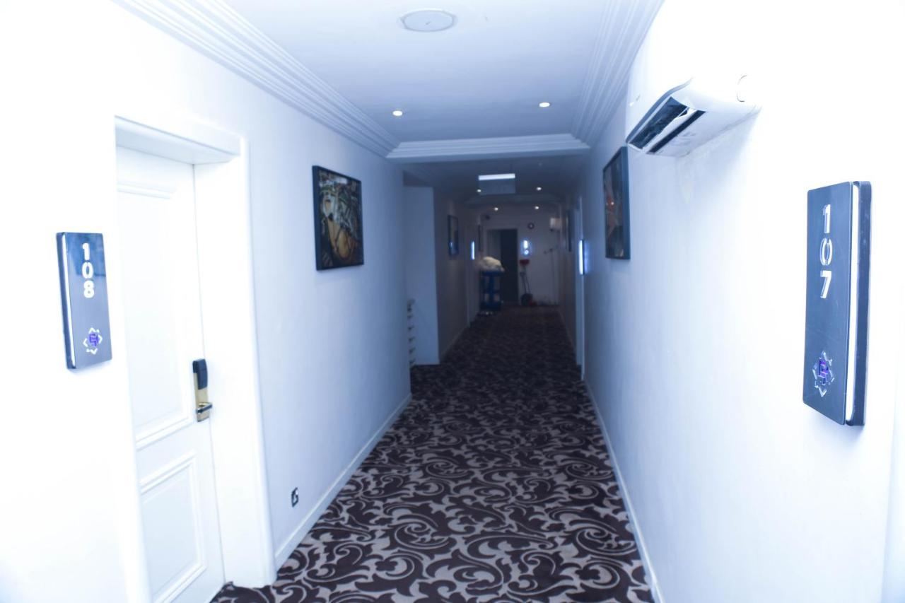 Summerset Continental Hotel Gana Mobushipe 외부 사진